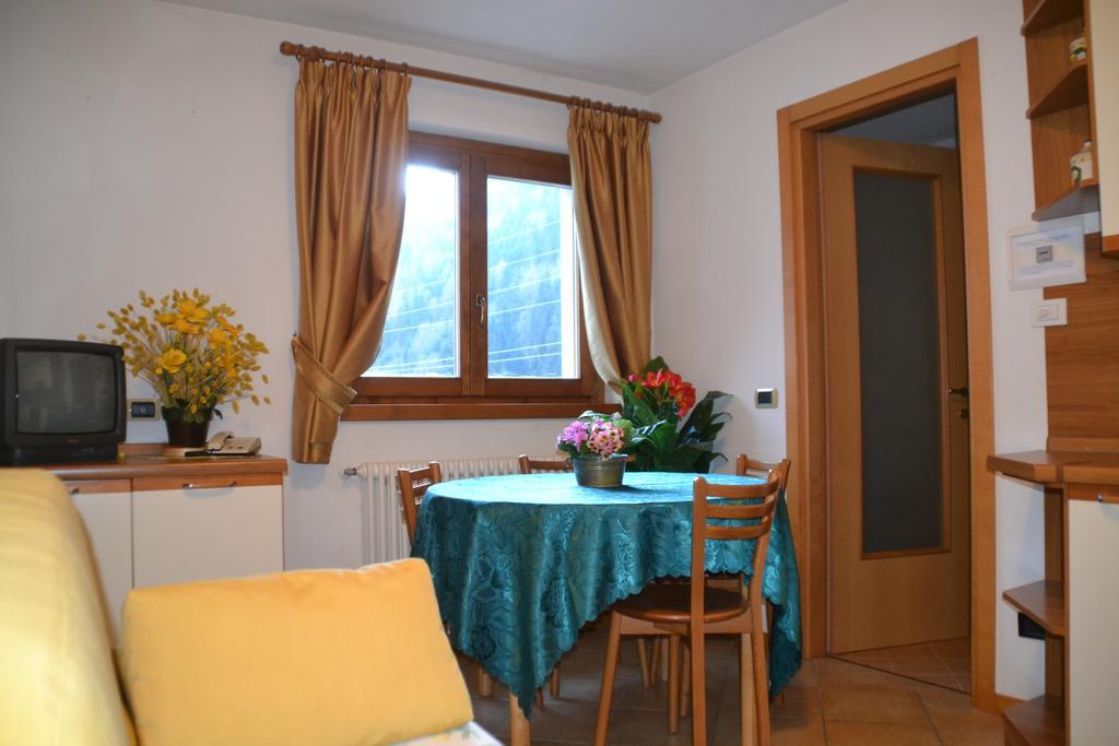 Baita Dei Pini Campodolcino Exterior photo